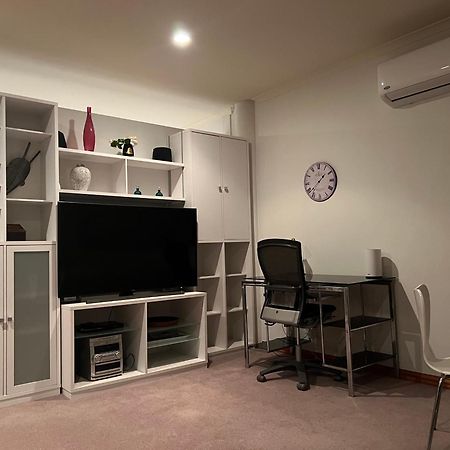 Waterfront Seaview Hotel Apartment - Same Building Block As Auckland Hilton المظهر الخارجي الصورة