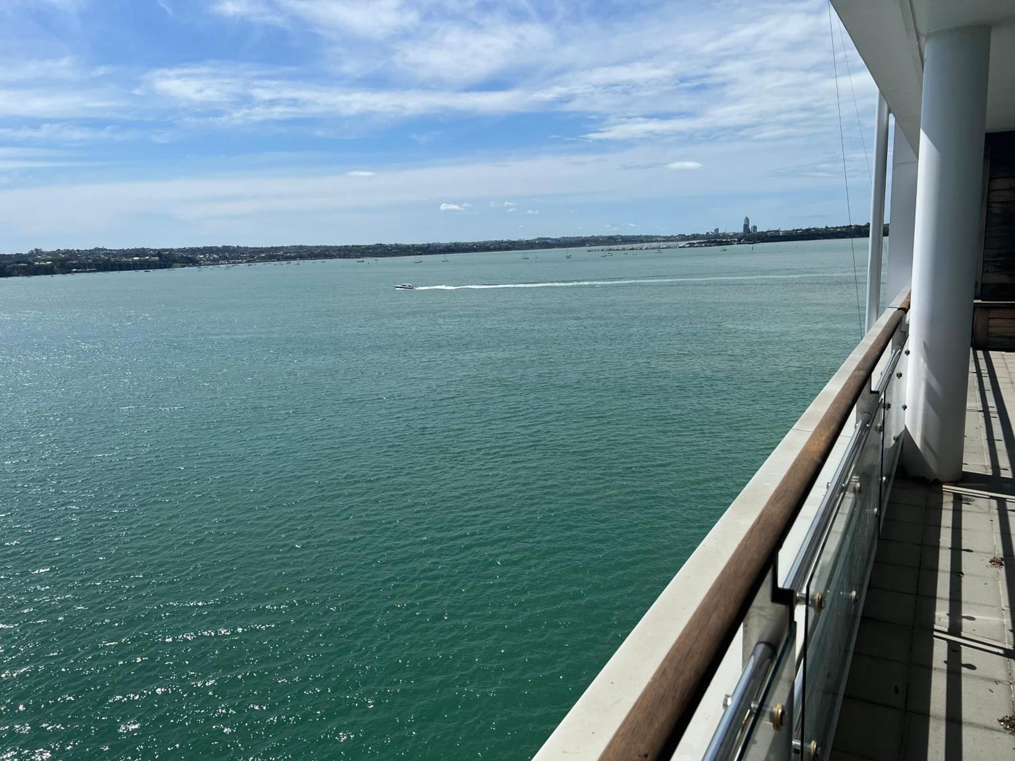 Waterfront Seaview Hotel Apartment - Same Building Block As Auckland Hilton المظهر الخارجي الصورة