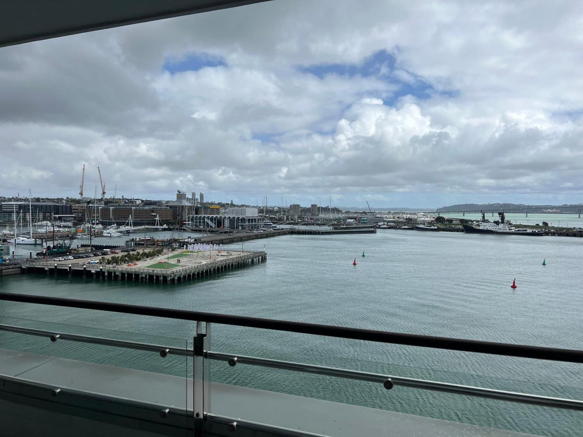 Waterfront Seaview Hotel Apartment - Same Building Block As Auckland Hilton المظهر الخارجي الصورة