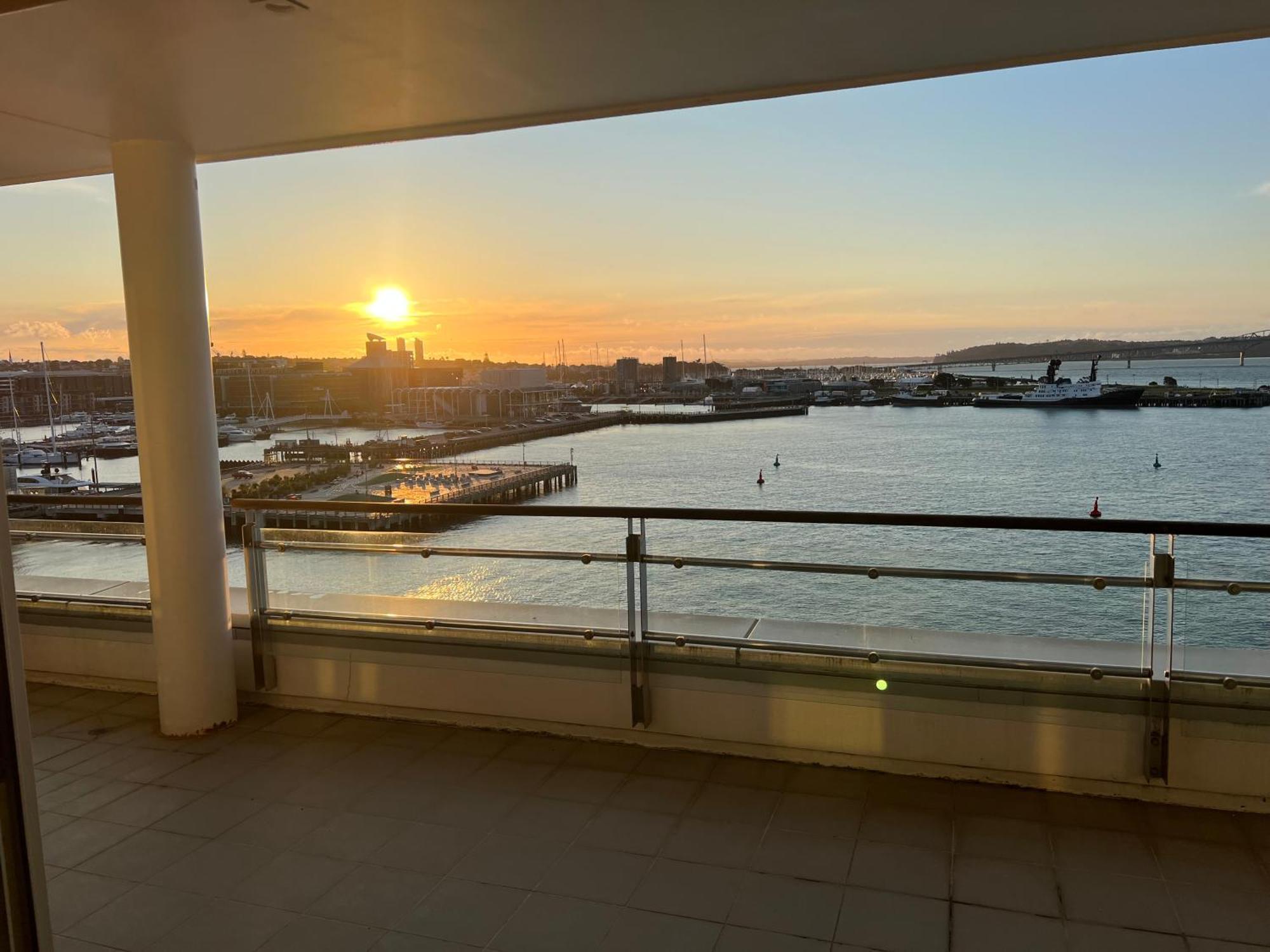 Waterfront Seaview Hotel Apartment - Same Building Block As Auckland Hilton المظهر الخارجي الصورة