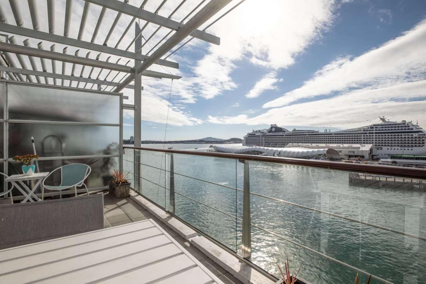 Waterfront Seaview Hotel Apartment - Same Building Block As Auckland Hilton المظهر الخارجي الصورة